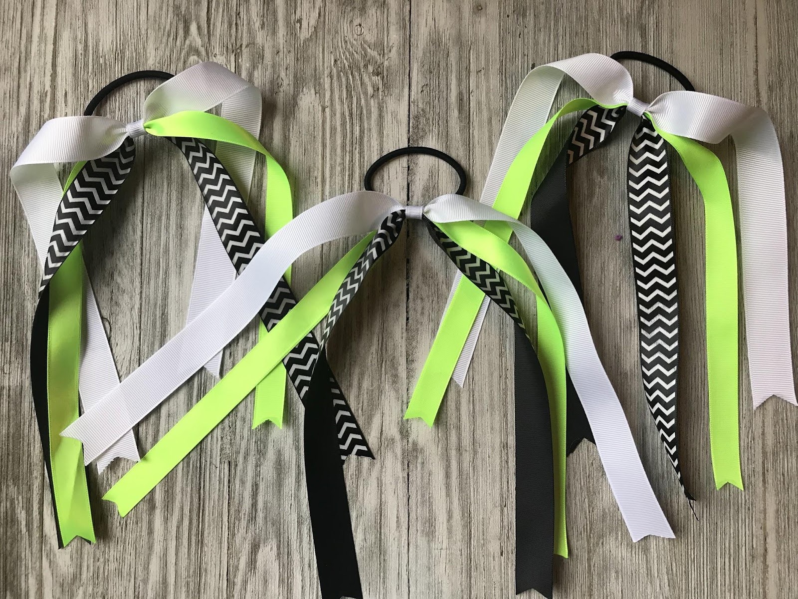 How to Make Sports Team Ponytail Bows