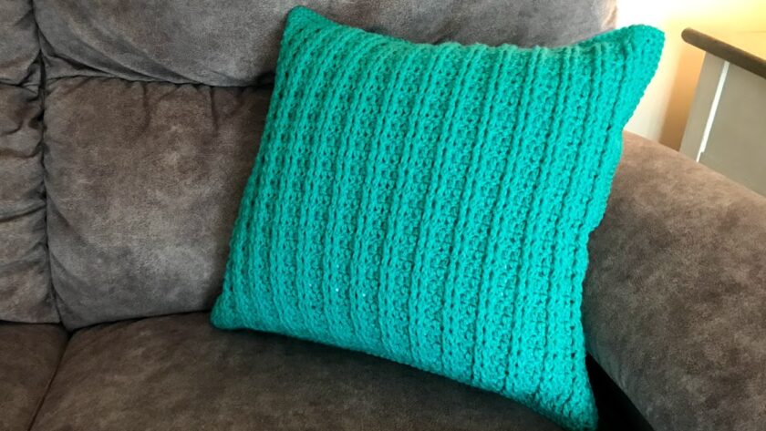 Post Stitch Throw Pillow Crochet Pattern