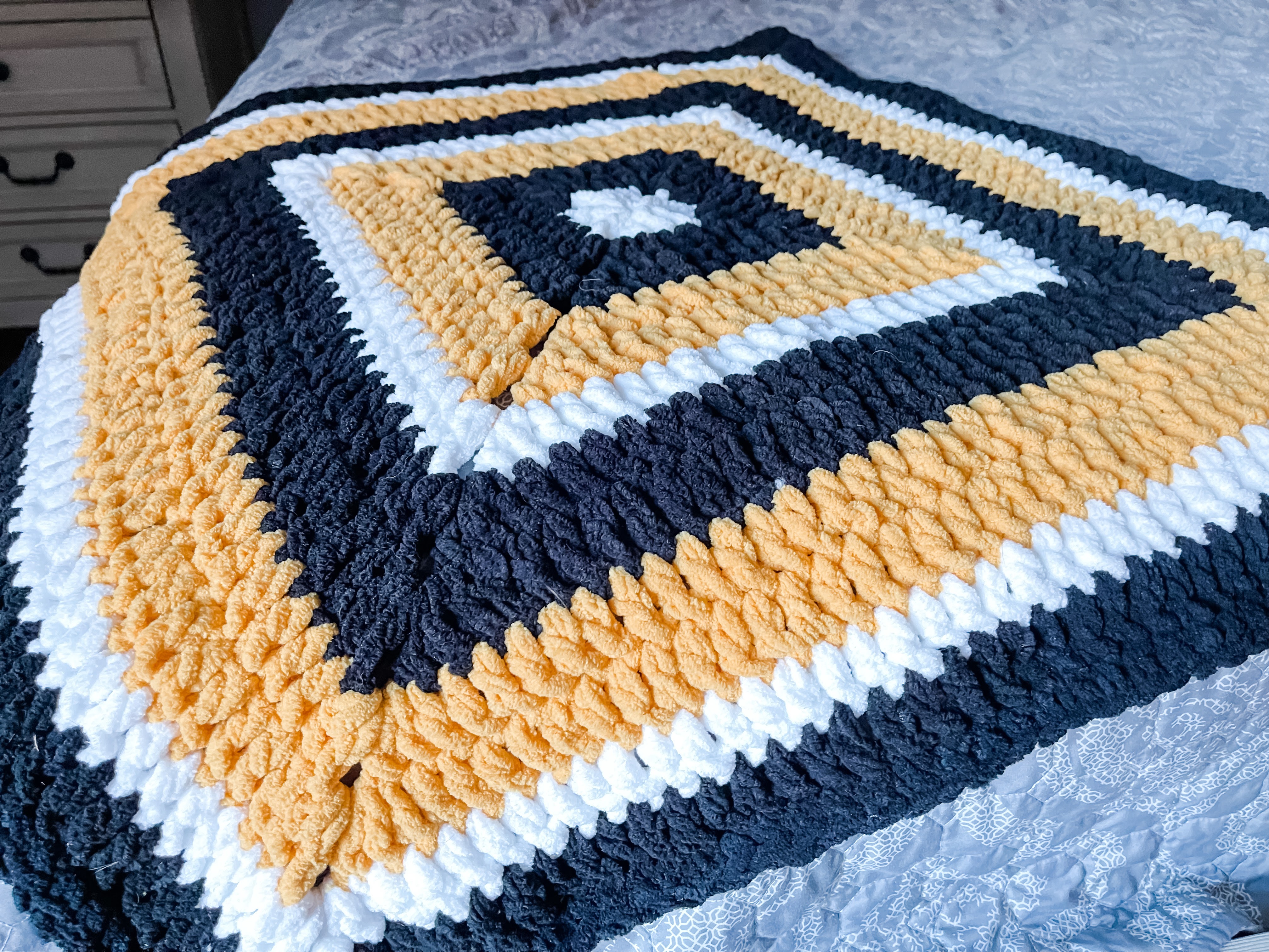 bernat blanket yarn baby blanket